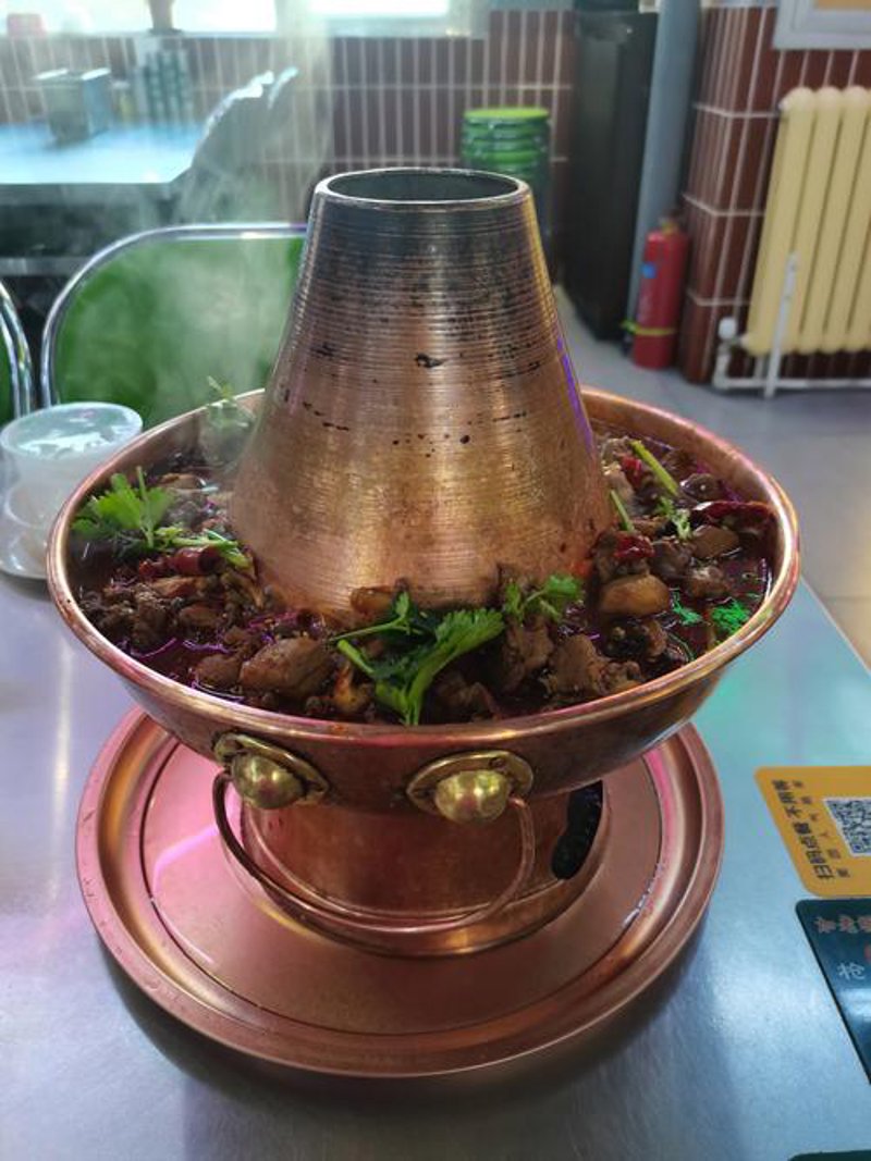 火锅鸡聚餐:美食的聚会与味蕾碰撞